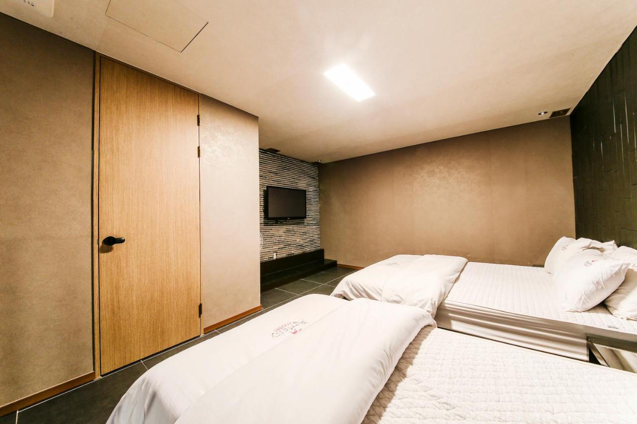 Gyeongju Arrietty Motel Extérieur photo