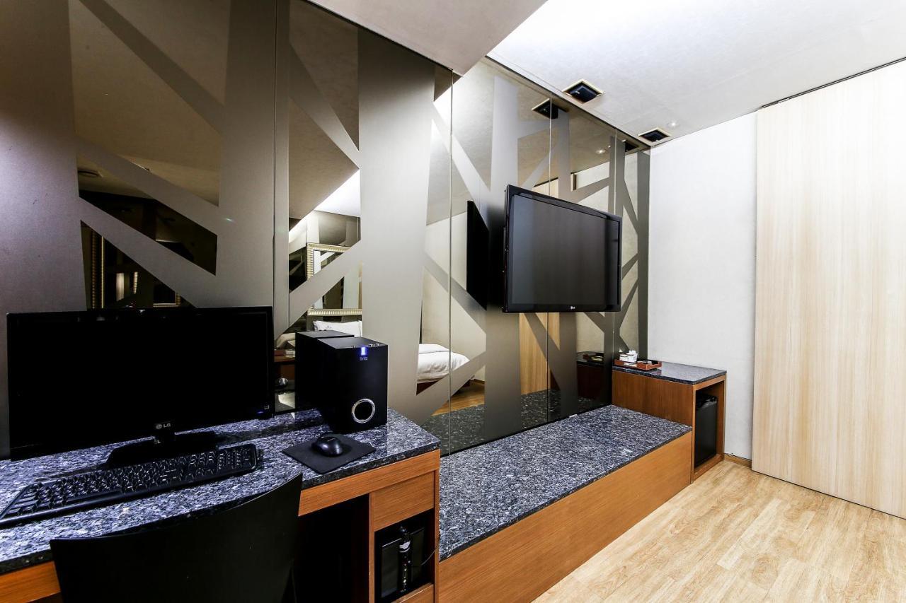 Gyeongju Arrietty Motel Extérieur photo