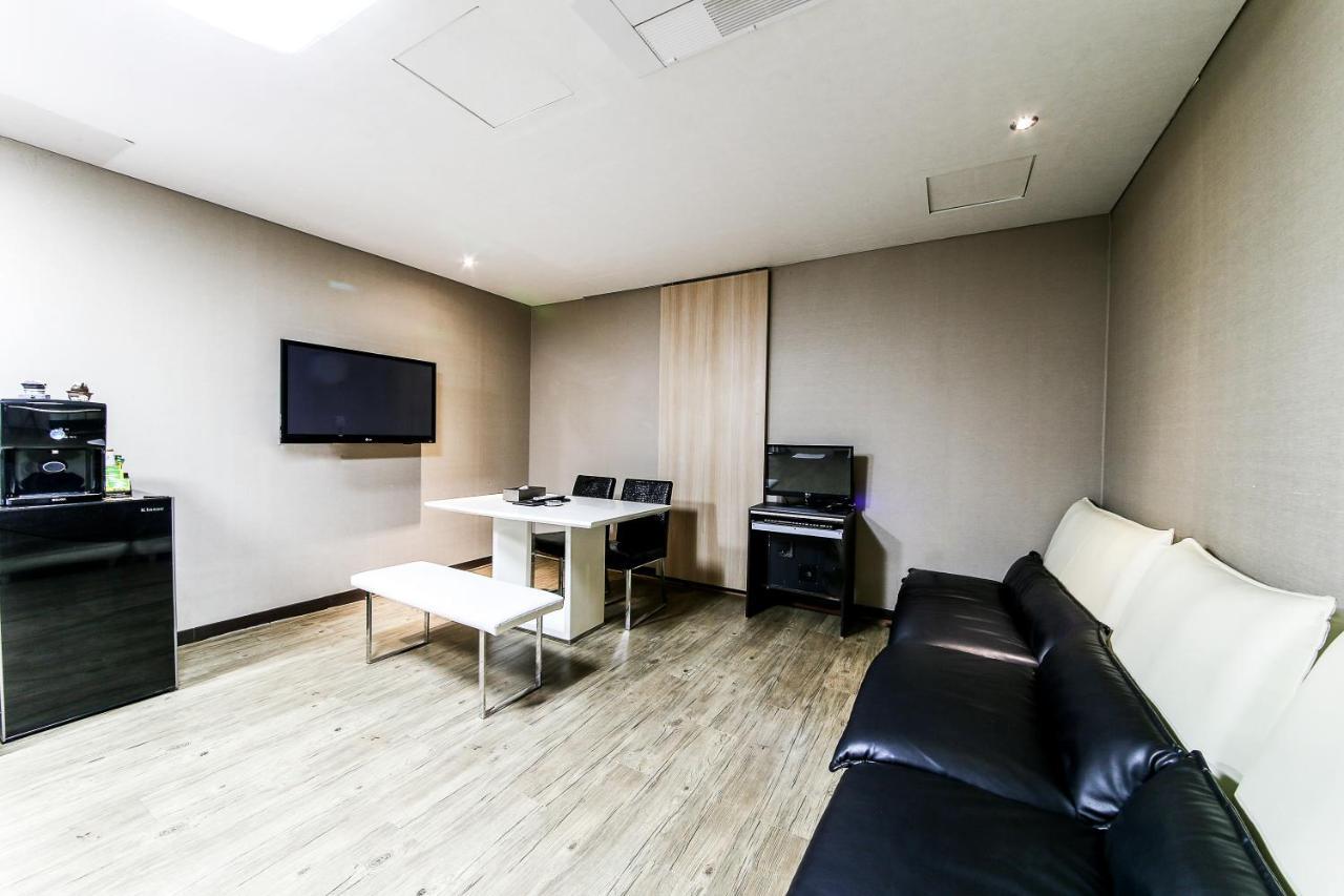 Gyeongju Arrietty Motel Extérieur photo