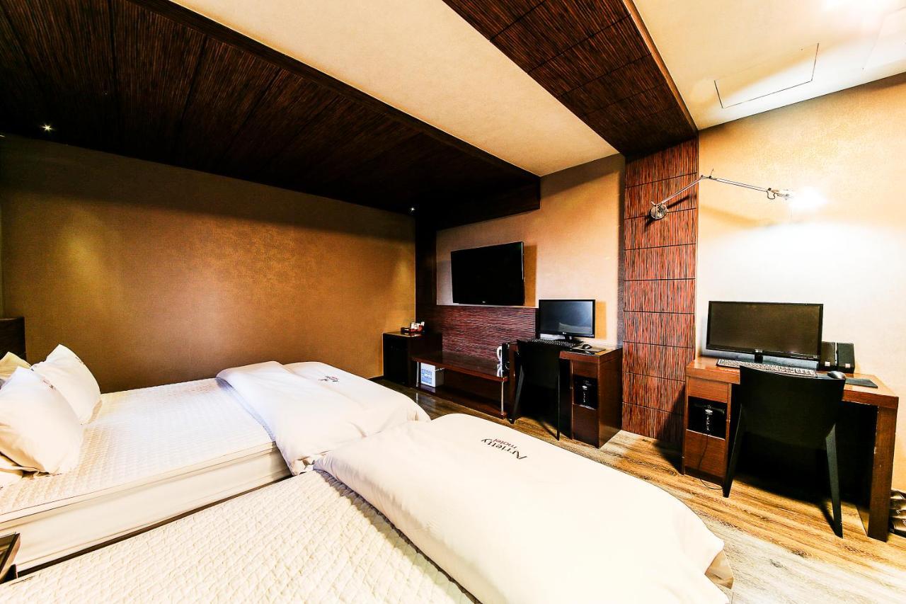 Gyeongju Arrietty Motel Extérieur photo